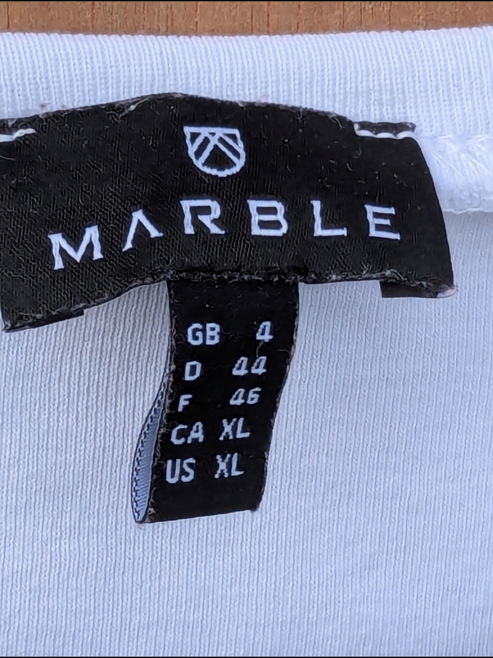 Marble Scotland abstract graphic top - Picture 4 of 15
